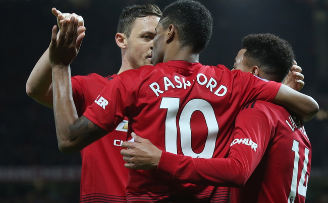 达球场时遭 达球场时遭